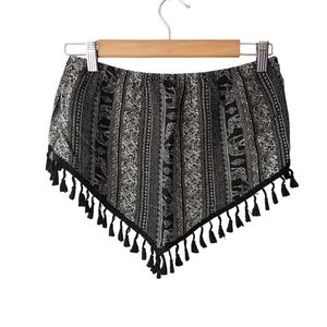 LA Hearts Black and White Bandana Scarf Crop Top with Fringe Size Medium